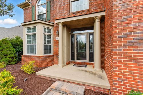 1304 Tradition Dr, Canton, MI, 48187-5810 | Card Image