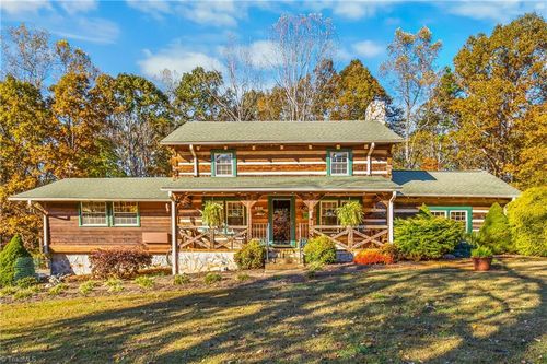 9011 Mibeck Rd, Belews Creek, NC, 27009-9767 | Card Image