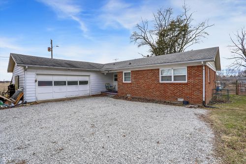 5975 Lafayette St, Clayton, IN, 46118-9487 | Card Image