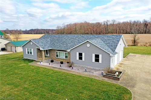 3391 Lyntz Townline Road Sw, Warren, OH, 44481 | Card Image