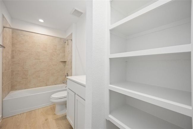 31638 Farlam Farms Trl, House other with 4 bedrooms, 3 bathrooms and 2 parking in Fulshear TX | Image 24