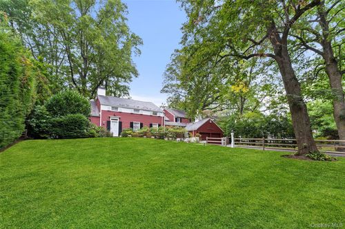 126 Penn Rd, Scarsdale, NY, 10583-7558 | Card Image