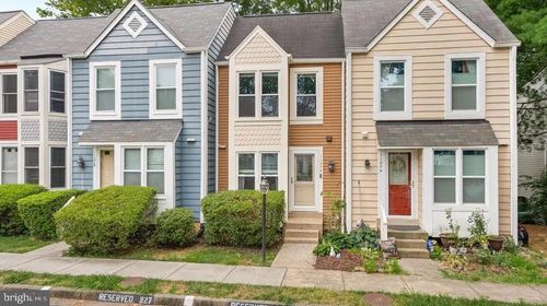 11276 Silentwood Ln, RESTON, VA, 20191-4113 | Card Image