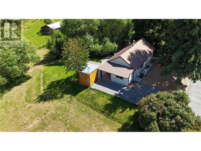 4152 51 St, House other with 2 bedrooms, 2 bathrooms and 10 parking in Canyon BC | Image 14
