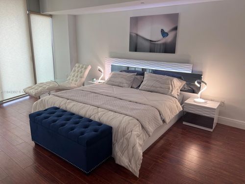 apt-2707-495 Brickell Ave, Miami, FL, 33131-2790 | Card Image