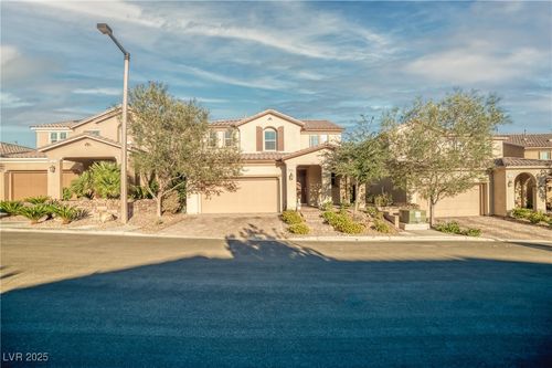 466 Port Reggio St, Las Vegas, NV, 89138-1120 | Card Image