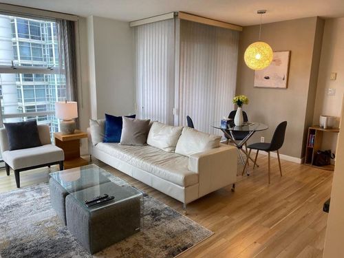 1602-193 Aquarius Mews, Vancouver, BC, V6Z2Z2 | Card Image