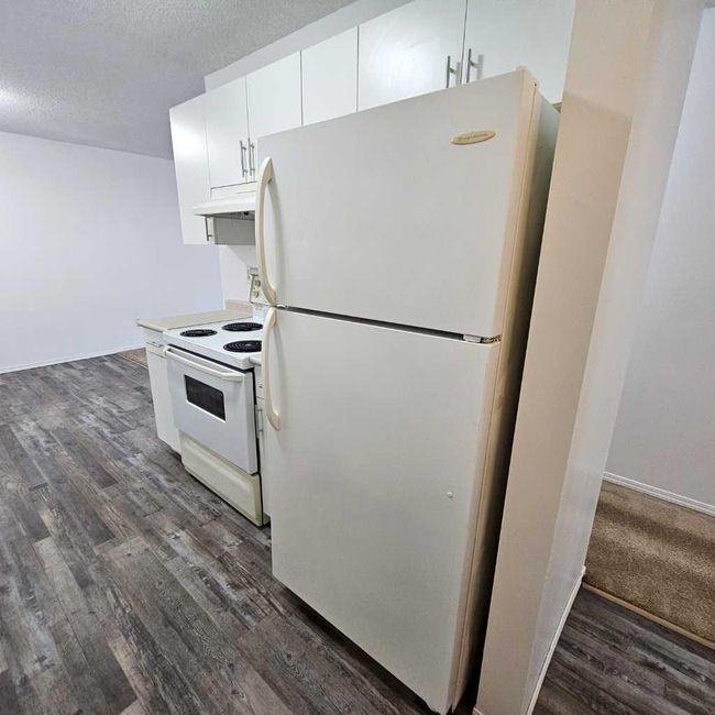 104A - 5611 10 Ave, Condo with 2 bedrooms, 1 bathrooms and 1 parking in Edson AB | Image 4