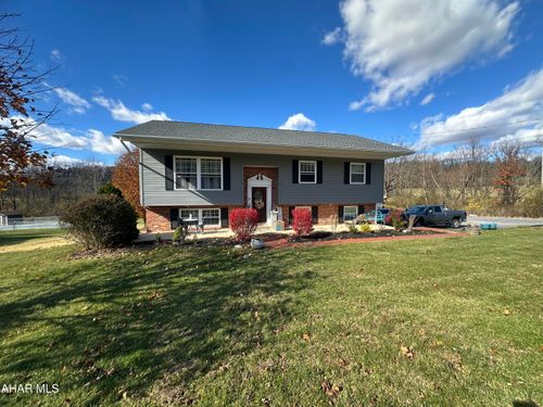 107 Axelle St, Hollidaysburg, PA, 16648-7159 | Card Image