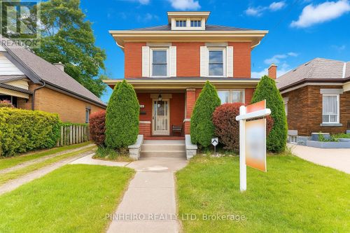 1116 Trafalgar St, London, ON, N5Z1G8 | Card Image