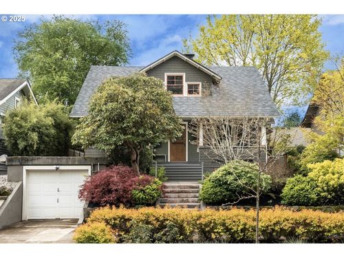 4416 Se Clay St, Portland, OR, 97215-3151 | Card Image