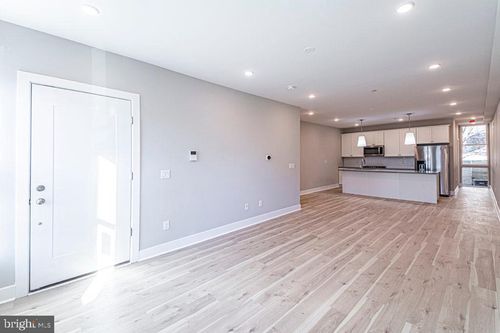 apt-1-713 S 51st St, PHILADELPHIA, PA, 19143-1696 | Card Image