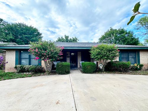5712 70th Pl, Lubbock, TX, 79424-1820 | Card Image