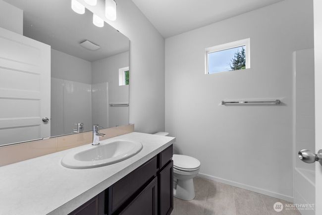 Photographs are for illustrative purposes only. Features, finishes, interior/exterior colors, landscaping and floorplan shown may vary from actual homes built. | Image 20
