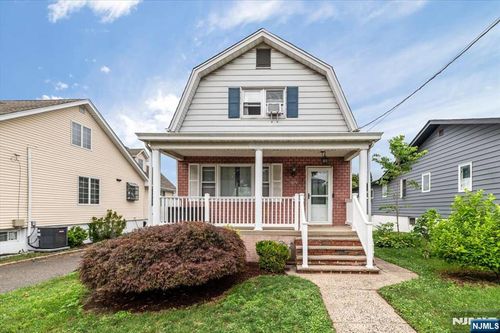 379 Kingsland Ave, Lyndhurst, NJ, 07071-2736 | Card Image