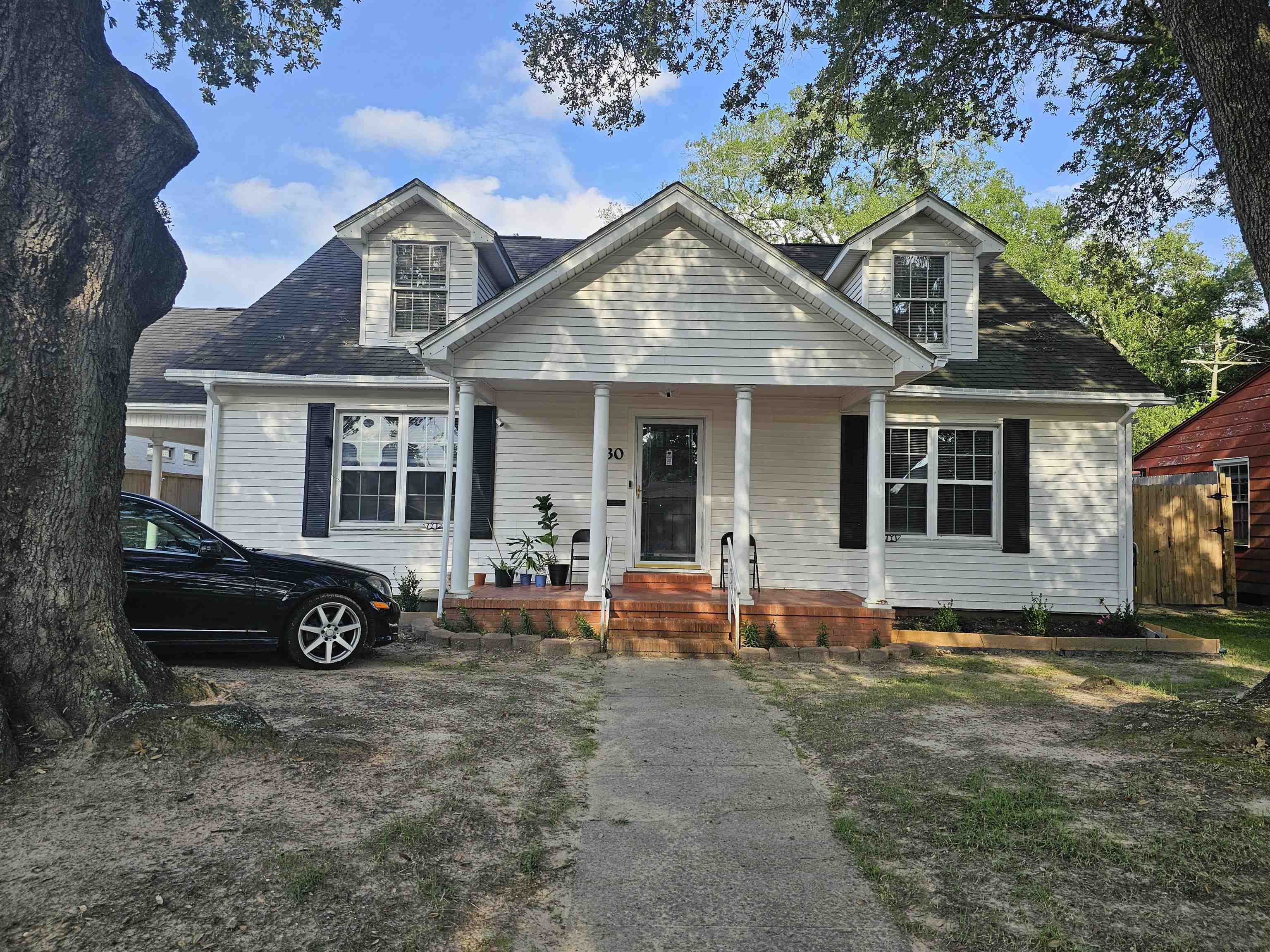 Circuit Dr, Beaumont, TX 77706