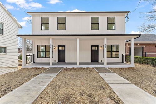 379 Beaver St, Leetsdale, PA, 15056-1136 | Card Image