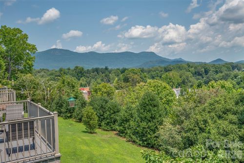 305-77 Chestnut St, Tryon, NC, 28782-3388 | Card Image