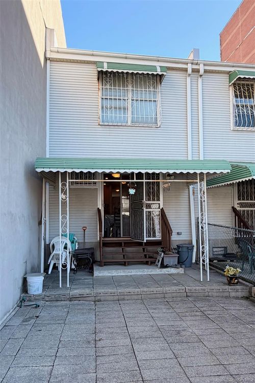 2822 W 16th Street, New York, NY, 11224 | Card Image