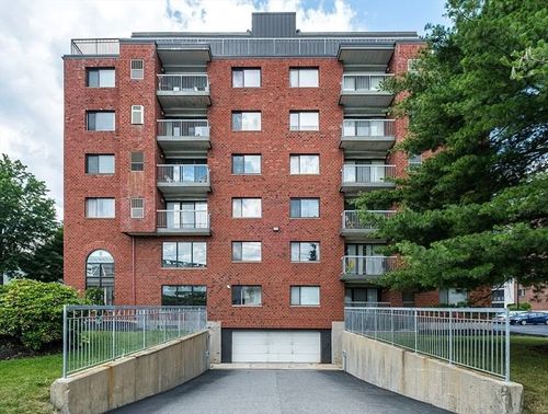 apt-113-8 9th St, Medford, MA, 02155-5169 | Card Image