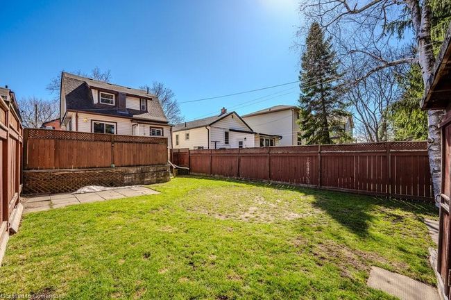 22 Simcoe St, House other with 3 bedrooms, 2 bathrooms and 2 parking in Guelph ON | Image 33