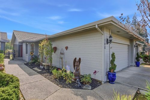 106 Graeagle Court, Roseville, CA, 95678 | Card Image