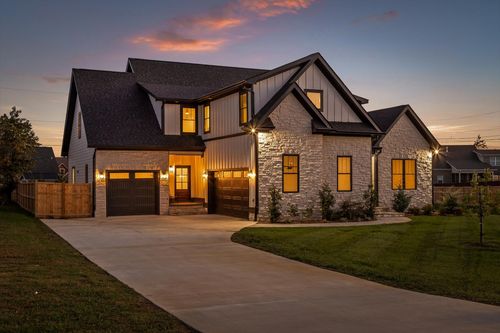 2208 Launcelot Rd, Chattanooga, TN, 37421-2613 | Card Image