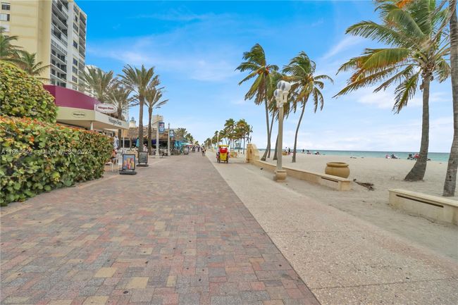 APT-908 - 1400 S Ocean Dr, Condo with 2 bedrooms, 2 bathrooms and null parking in Hollywood FL | Image 44