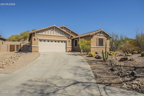 590 E Channel View Pl, Oro Valley, AZ, 85737-6624 | Card Image