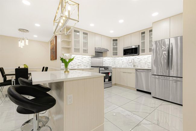 APT-1D - 72 110 Th St, Home with 3 bedrooms, 2 bathrooms and null parking in Forest Hills NY | Image 11