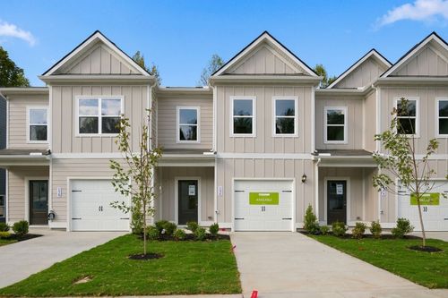 136 Ironhorse Way, Dickson, TN, 37055 | Card Image