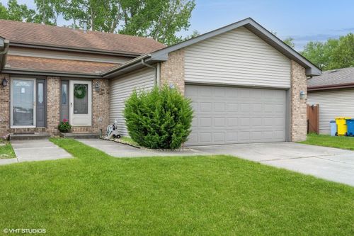 1841 W Ash St, Griffith, IN, 46319-3743 | Card Image