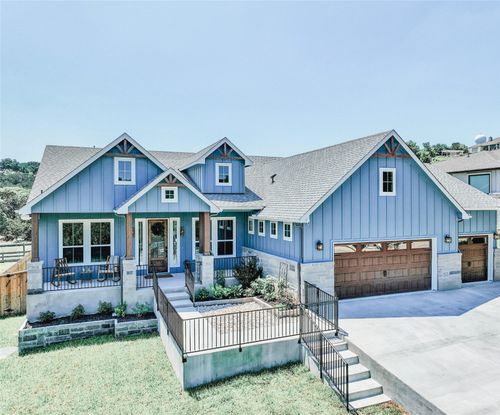 3500 Boone Dr, Lago Vista, TX, 78645-7110 | Card Image