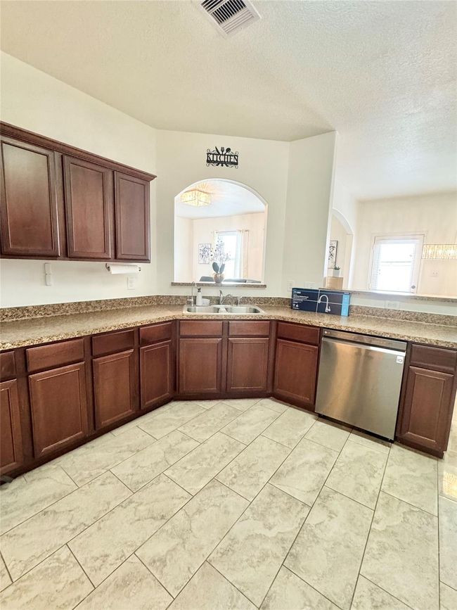 5723 Treasure Cove Rd, House other with 3 bedrooms, 3 bathrooms and 2 parking in Cove TX | Image 8