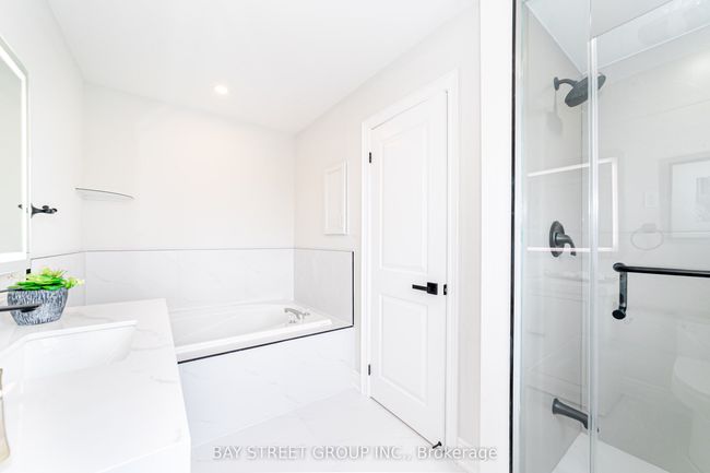 15A Silver Stream Ave, House attached with 3 bedrooms, 4 bathrooms and 2 parking in Richmond Hill ON | Image 32