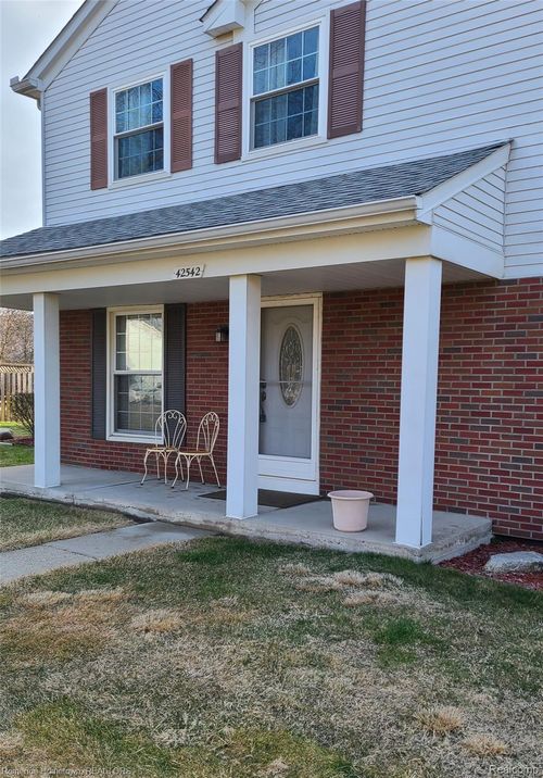 26-42542 Saratoga Rd, Canton, MI, 48187-3011 | Card Image