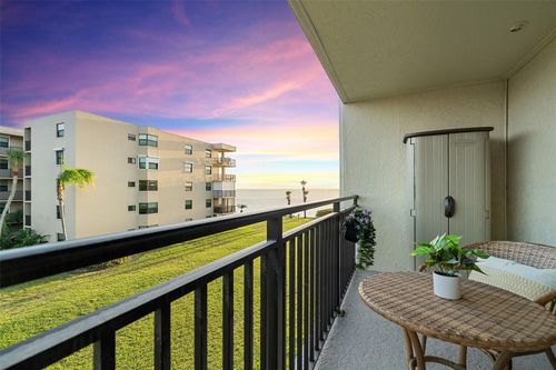 apt-815-200 International Dr, Cape Canaveral, FL, 32920-5135 | Card Image
