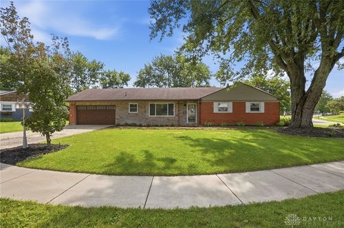 3524 Ascot Ct, Kettering, OH, 45429-4401 | Card Image