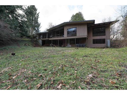 19607 80 Ave, Langley, BC, V2Y1Y4 | Card Image