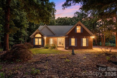 312 Tradewinds Ln, York, SC, 29745-7671 | Card Image