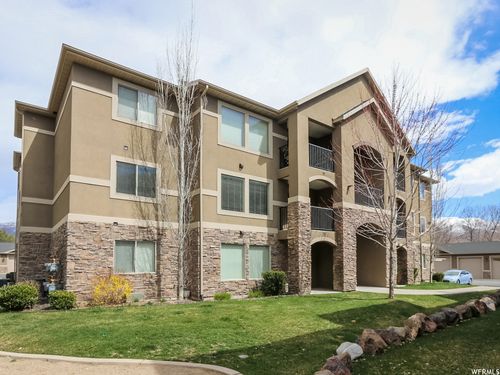 f-909 S Main St, Layton, UT, 84041-5537 | Card Image
