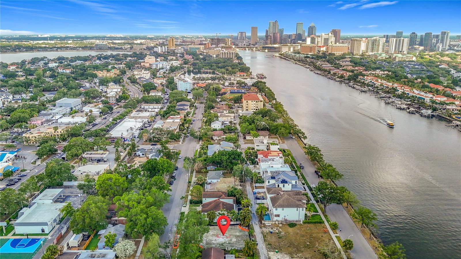 Land in TAMPA