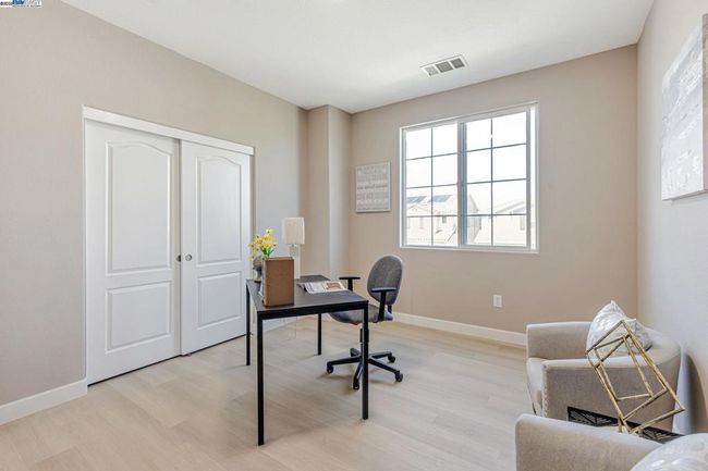113 Silver Bell Way, House other with 5 bedrooms, 3 bathrooms and 2 parking in Oakley CA | Image 18