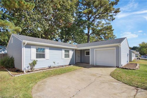 2904 Bamberg Pl, Virginia Beach, VA, 23453-3208 | Card Image