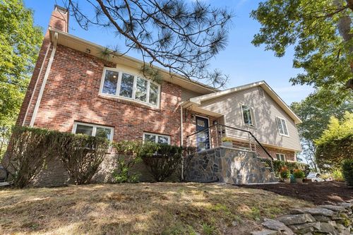 30 Granite St, Dedham, MA, 02026-6527 | Card Image