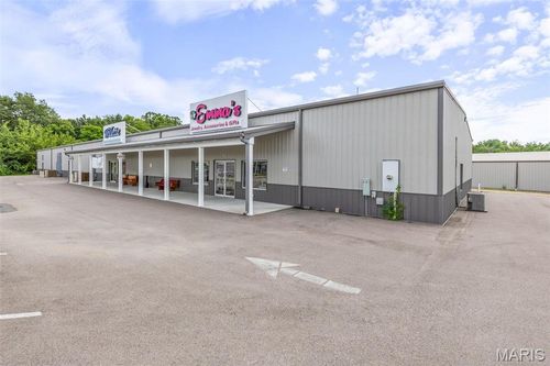 650 Walton Dr, Farmington, MO, 63640-1935 | Card Image