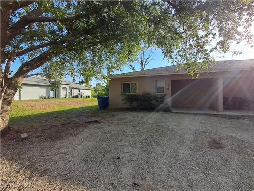 133 Meadow Rd, Lehigh Acres, FL, 33973-6621 | Card Image