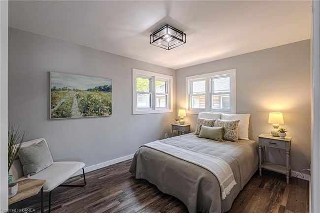 112 Wood St, House other with 5 bedrooms, 2 bathrooms and 4 parking in Brantford ON | Image 18