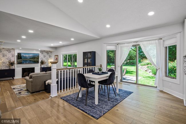 10069 Fox Run Rd, House other with 4 bedrooms, 3 bathrooms and null parking in Woodbury MN | Image 14