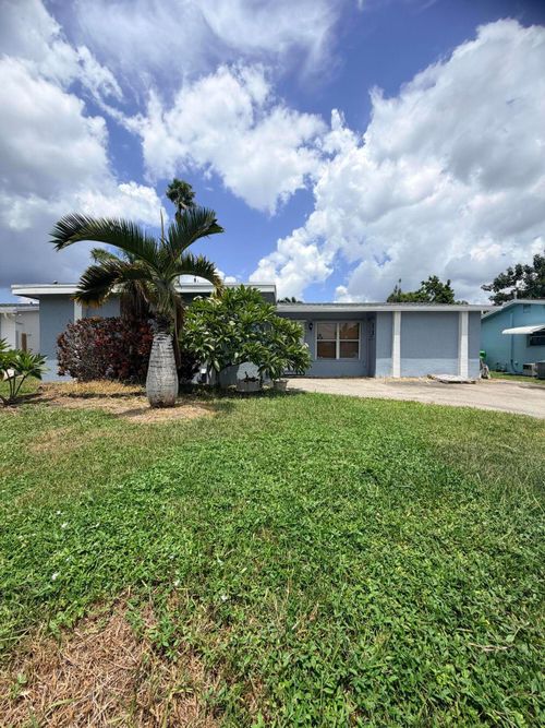 8381 Nw 28th Pl, Sunrise, FL, 33322-2319 | Card Image